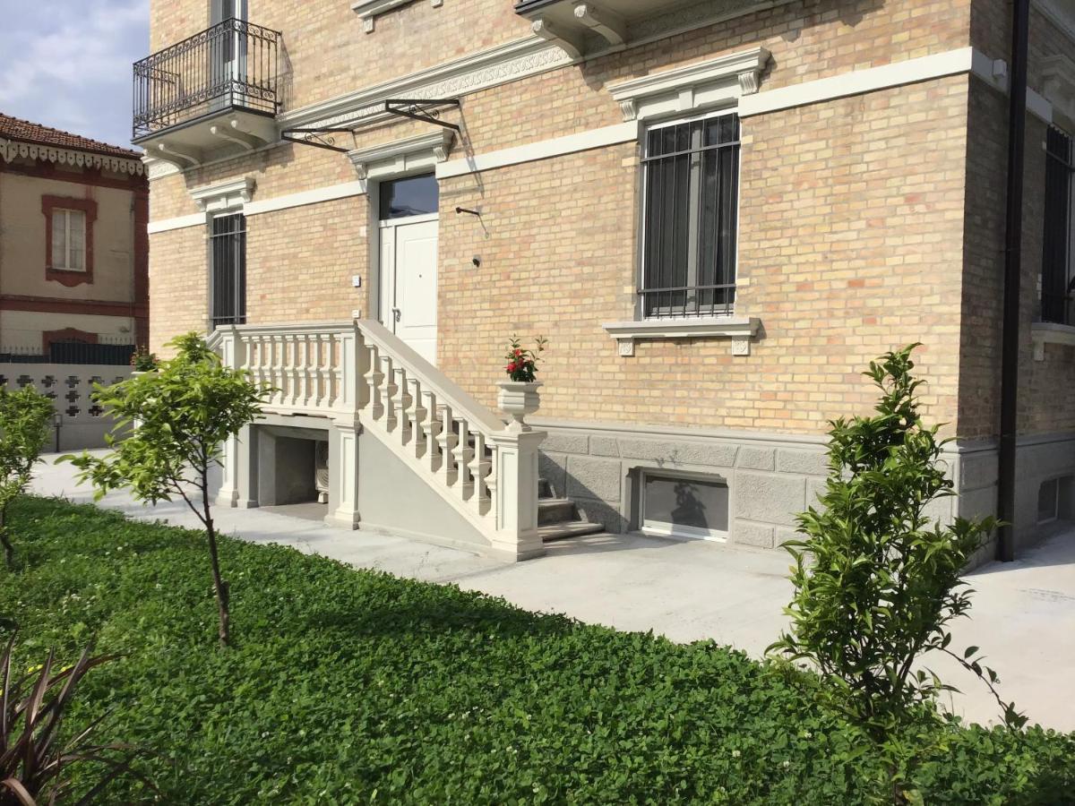 Villa Actea Васто Екстериор снимка
